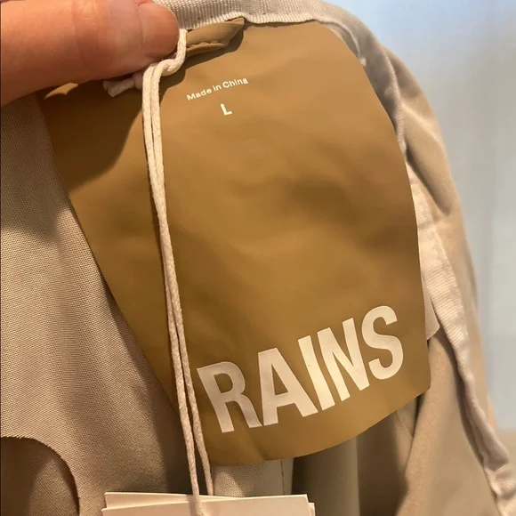 Rains Lightweight Waterproof Trench Style Raincoat in color Sand. NWT - Picture 11 of 14